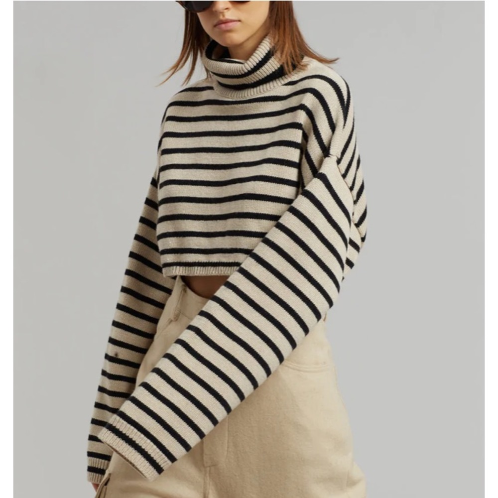 Frankie Shop Athina Croped Turtleneck Sweater - Beige Stripe
